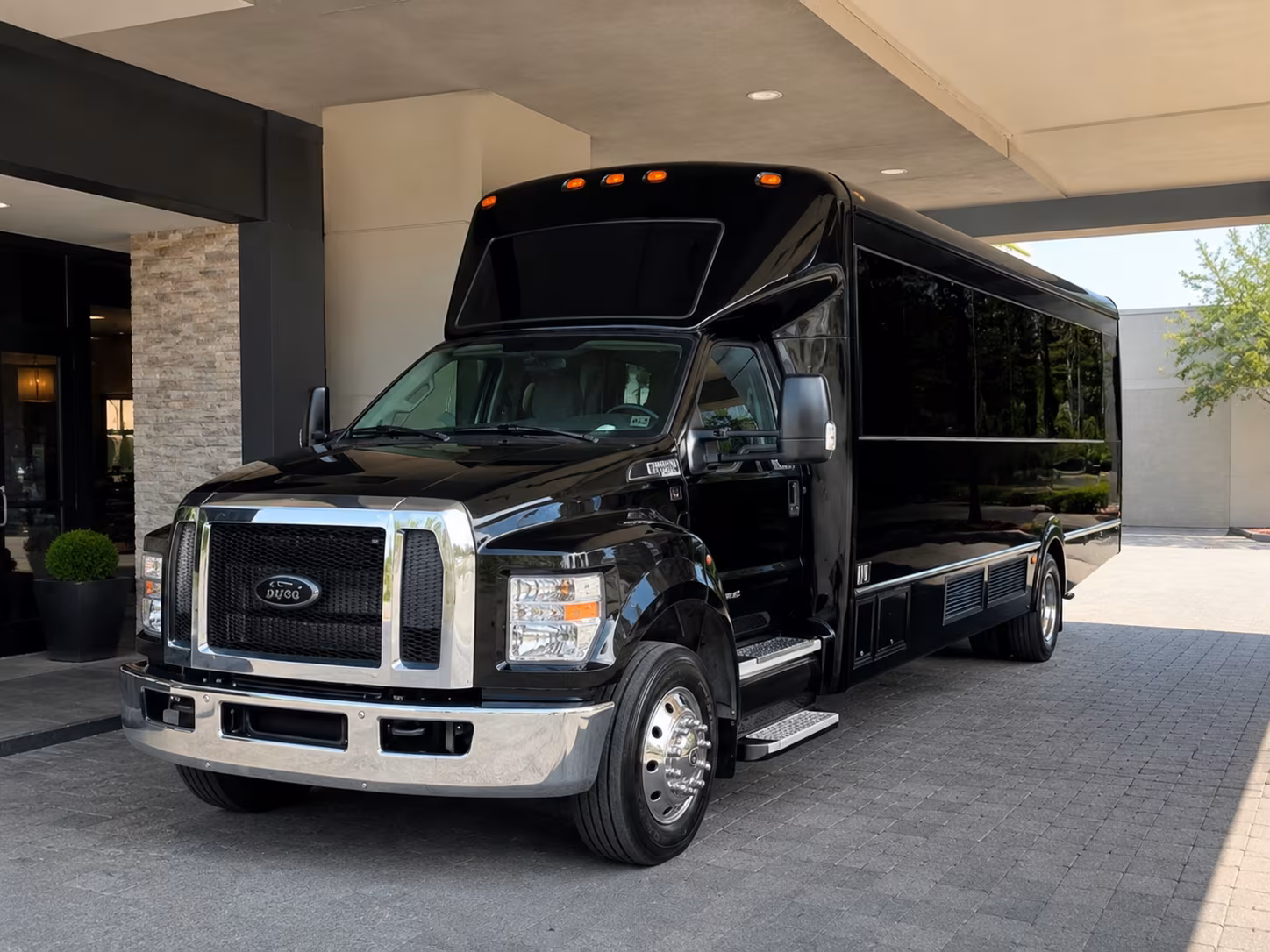 find deerfield beach new years eve party bus rental
