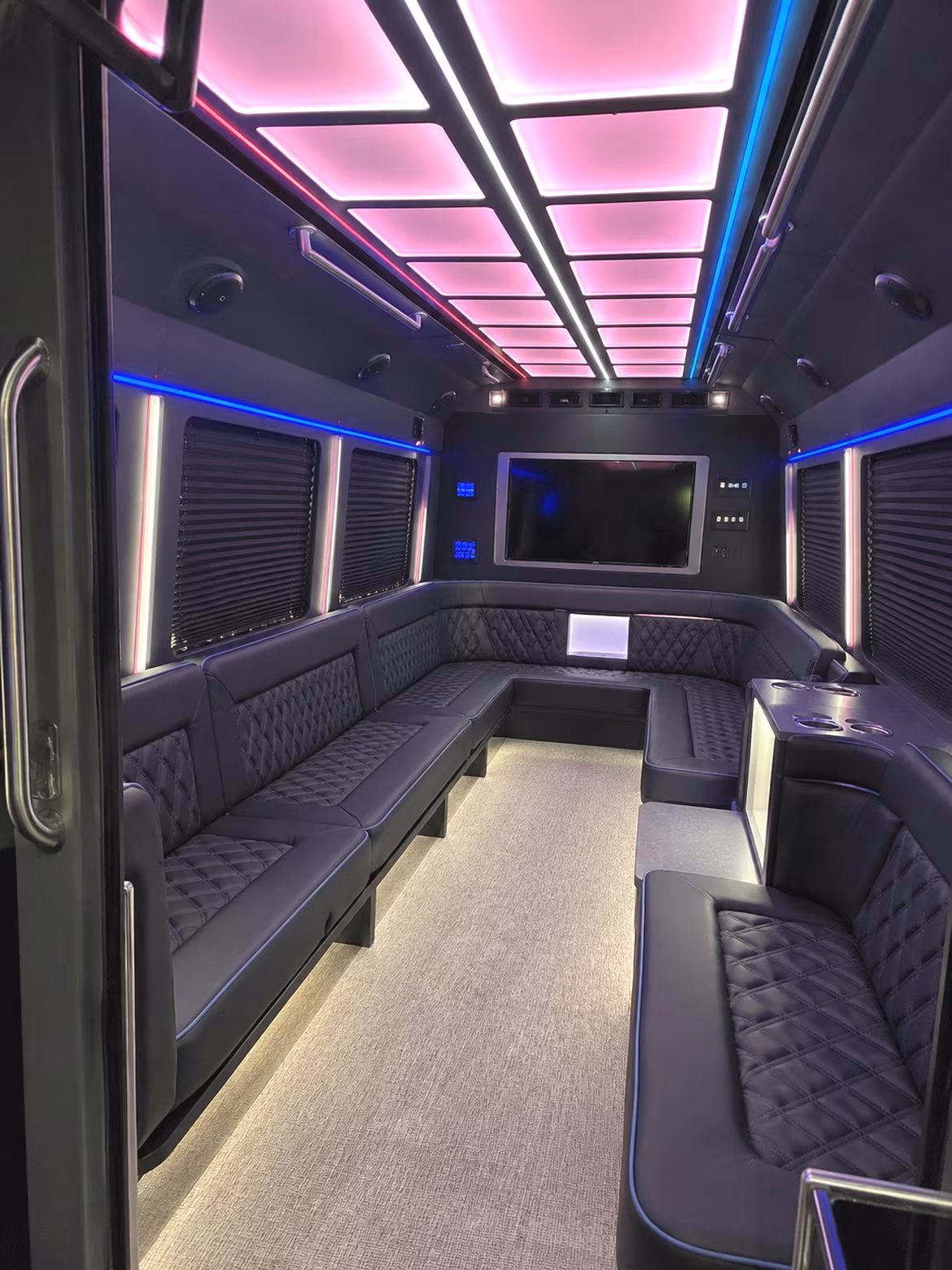 hollywood bus rentals