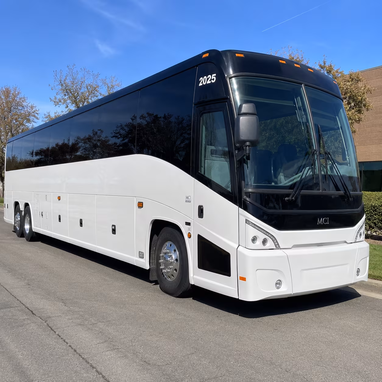 shuttle your team between deerfield beach offices and fort lauderdale conference venues