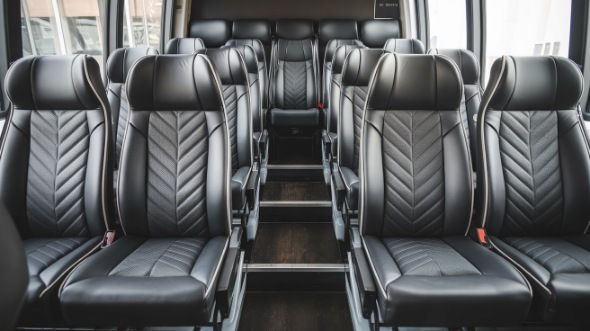 15 passenger minibus rental boca raton