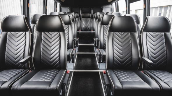 18 passenger minibus rental boca raton