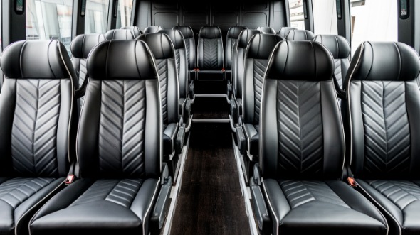 20 passenger minibus rental boca raton