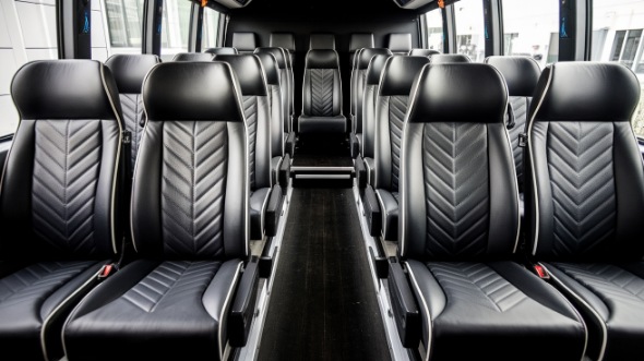 25 passenger minibus rental boca raton