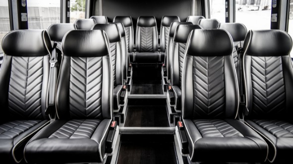 35 passenger minibus rental boca raton